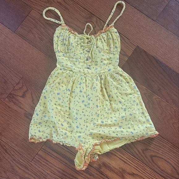 Urban Outfitters Betti Print Linen Romper - Picture 7 of 9